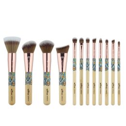 Color: Without bag - 12 makeup brushes